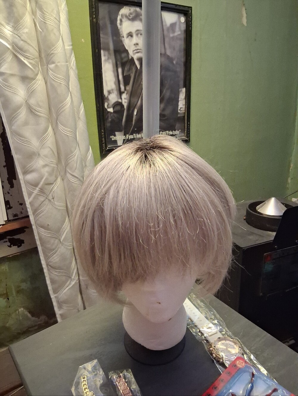 Short Bob Wig in Ash Blonde with Subtle Roots - Paula Yoing